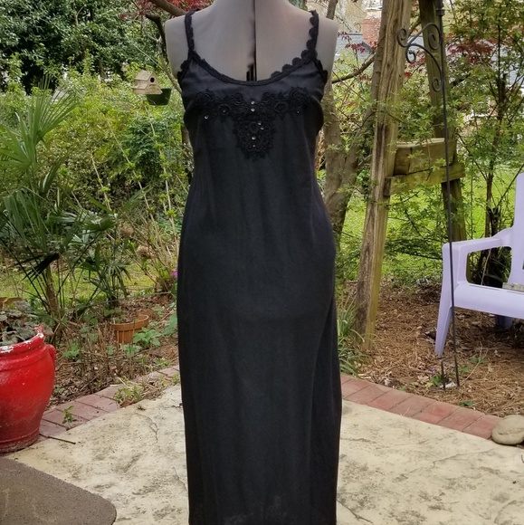 Newport News Dresses & Skirts - NWOT Vintage Black Maxi Applique Sequin Dress